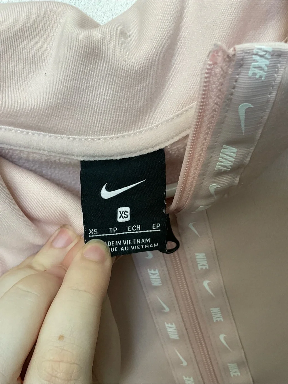 Nike Blush Pink Half Zip Athletic Jacket Size XS Workout Gym Running Layer Girly